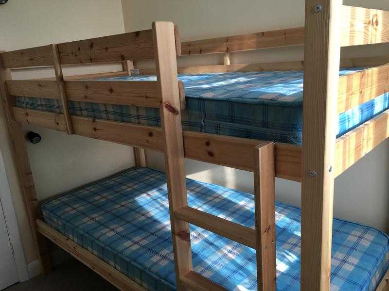 3ft Heavy duty adult solid pine bunk beds - Ideal for students