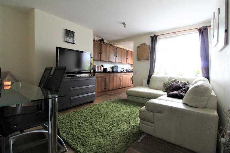 4 bedroom flat in Lavender Grove