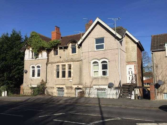 4 bedroom house in Swindon