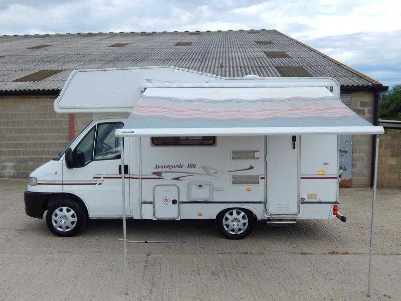 4 Berth Peugeot Boxer Low Miles 30k End Kitchen