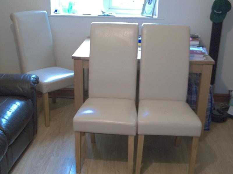 4 CREAM DINING TABLE CHAIRS FOR SALE 35 EACH