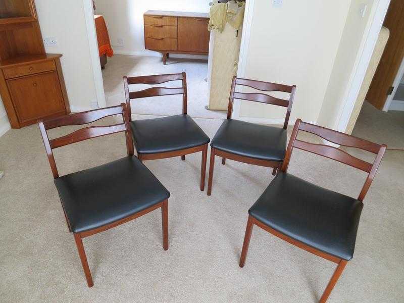 4 Dining Chairs