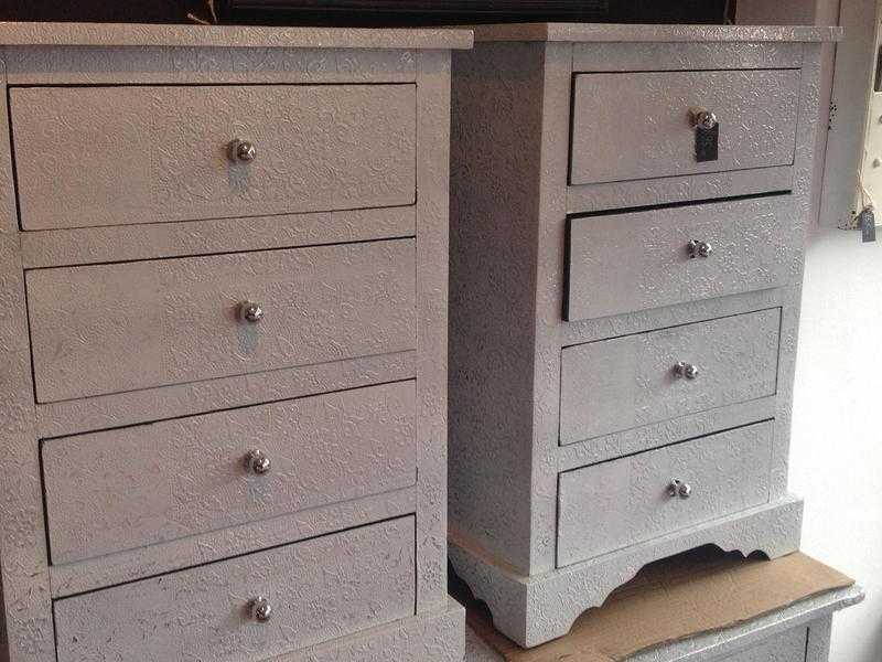 4 draw bedside cabinet