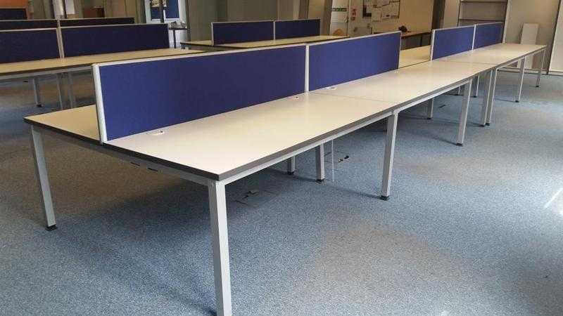 4 PERSON DOUBLE BENCH SYSTEM OFFICE CALL CENTRE DESK  4 PERSON BENCH DESKS - GREY