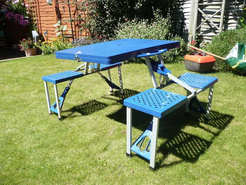 4 Seater Folding Picnic Table