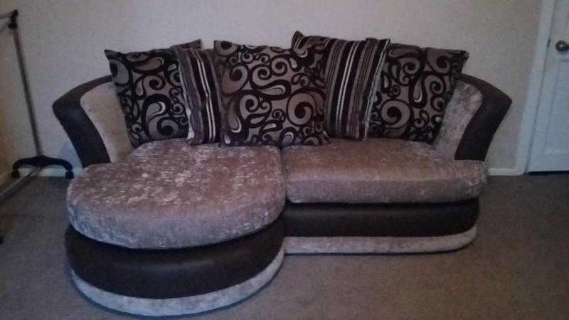 4 seater lounger, 3 seater amp foot stool