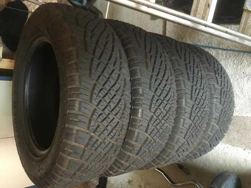 4 x 23565R17 General Grabber all terrain tyres