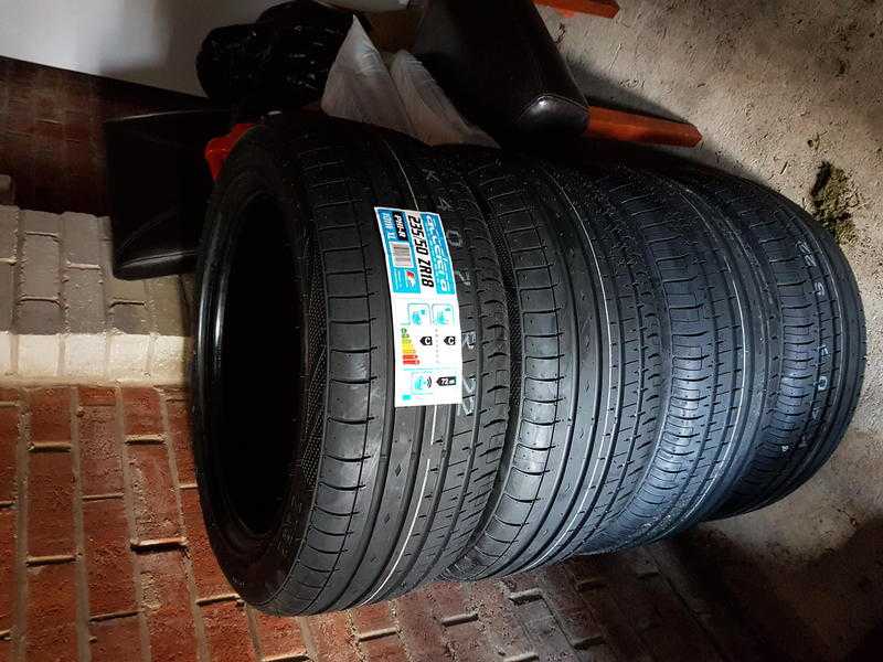 4 x Accellera tyres 23550ZR18 Brand New 120.00