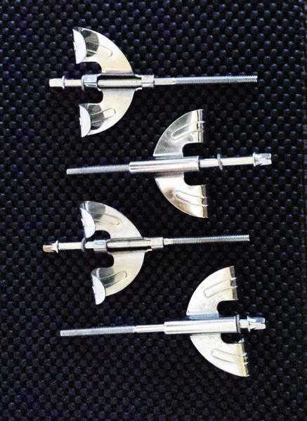 4 x Drum claws and rods