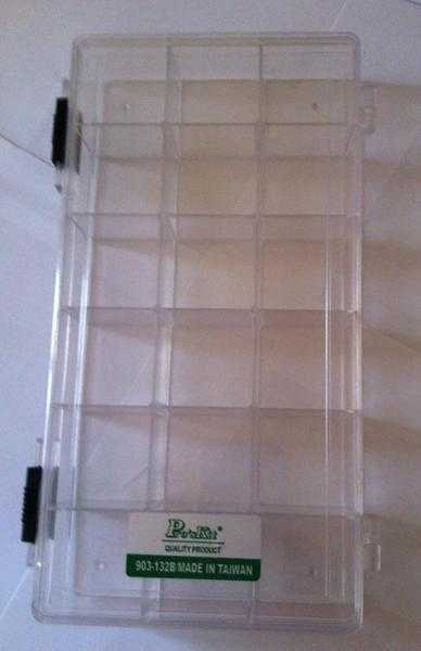 4 x pcs MULTICOMPARTMENT 18 COMPARTMENTS,  STORAGE BOX ( NEW , UNUSED )