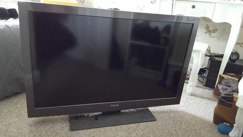 40quot Toshiba HDTV Grey