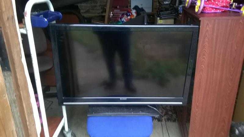 42 in sharp tv  good pictures  no sound  free free