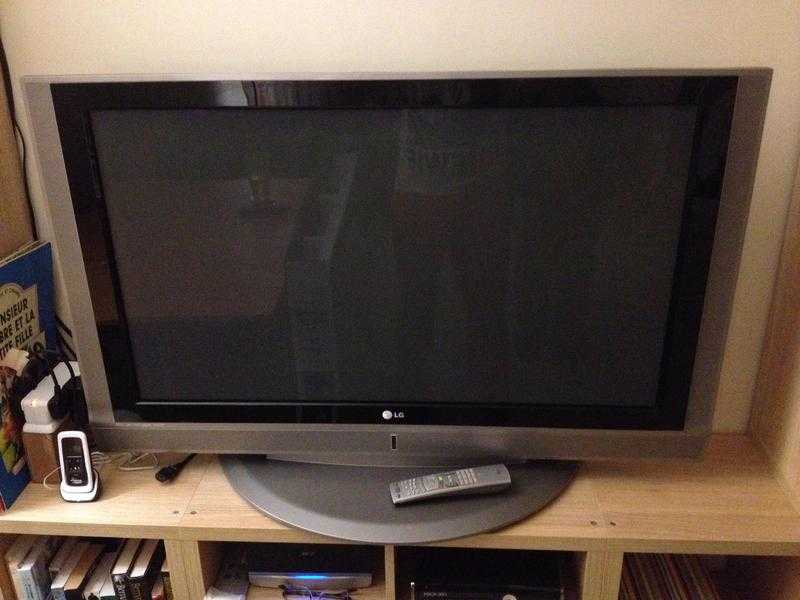 42quot HD ready Plasma TV