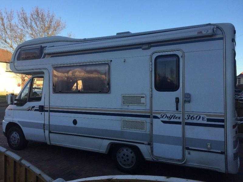 45 Berth Peugeot Boxer Drives Really Well