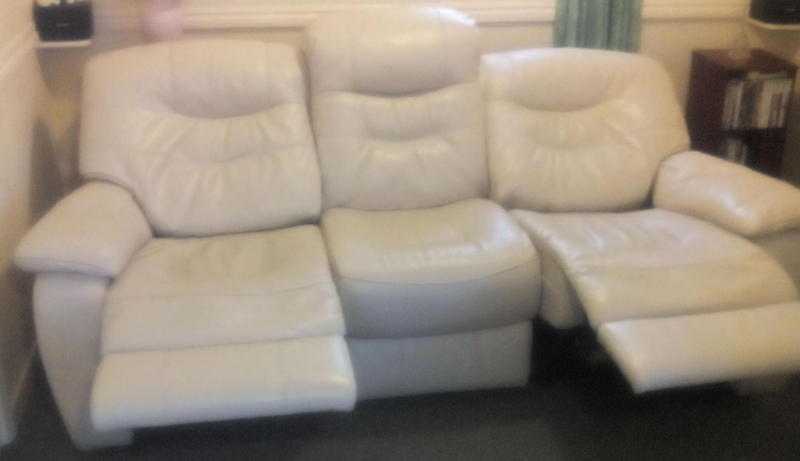 499  AS NEW TOP GRADE ELECTRIC 3 SEAT GENUINE LEATHER RECLINER WITH MATCHING CHAIR