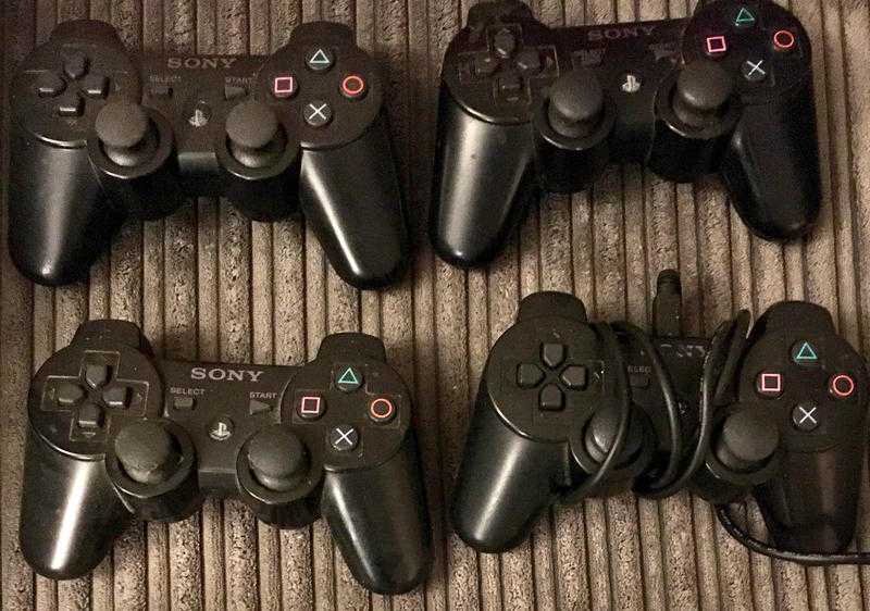 4xPS3 Controllers