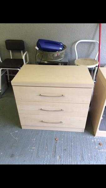 5 chest drawers