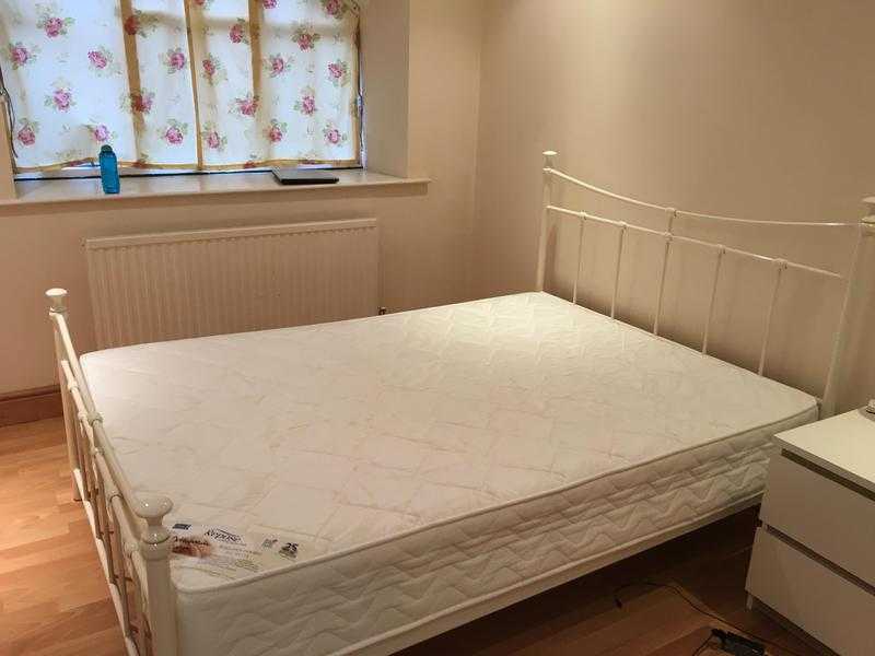 5-month old Repose Orthopaedic double bed mattress in excellent condition available for sale immedia