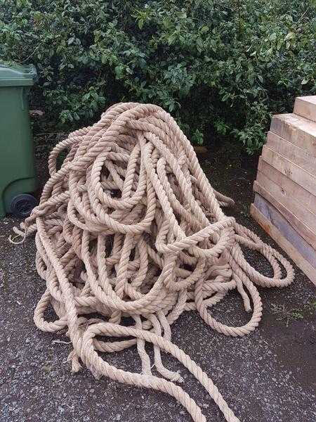 50 mm twisted hemp decking rope