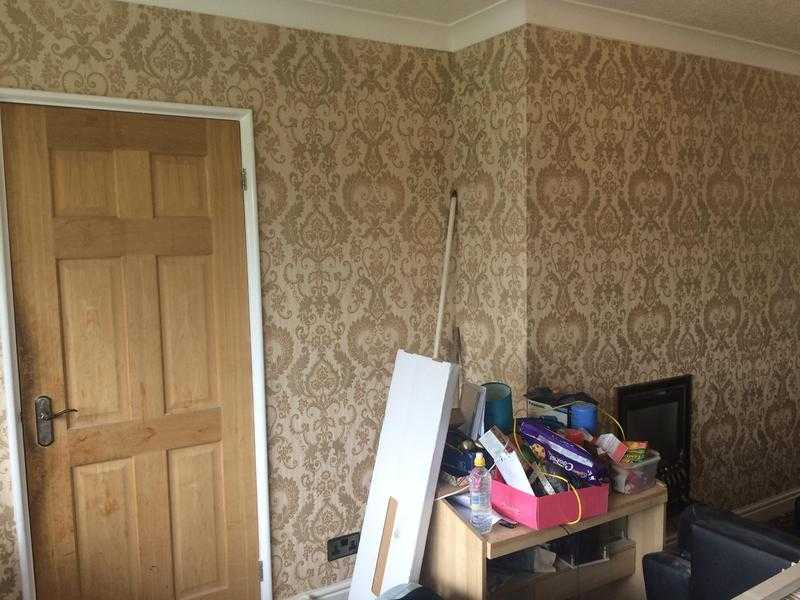 50 PER FEATURE WALLPAPER FITTING. 24 HOUR CALL OUT SERVICE. FEATURE WALLS. PAINTER AND DECORATOR.