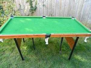 5ft Pool Table