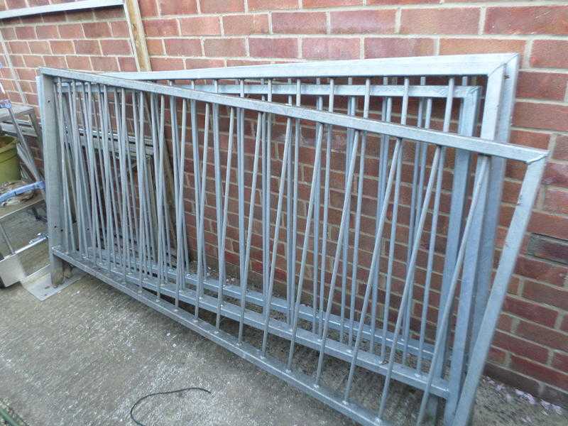 6 foor 6 inches x 3 foot galvanised metal fence pannels verry strong