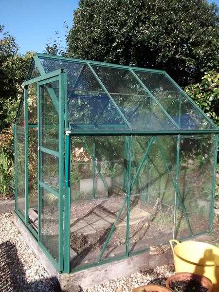 6x6 powder coated greenhouse Safety glass Can deliver