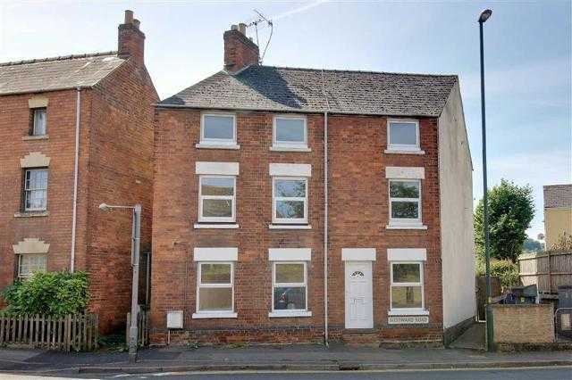 7 bedrooms house for sale in Stroud - possible investment property