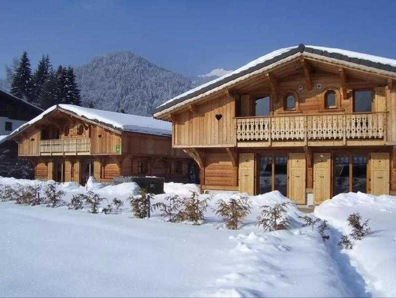 7 NIGHT MORZINE CATERED CHALET SKI HOLIDAY 20-27th MARCH