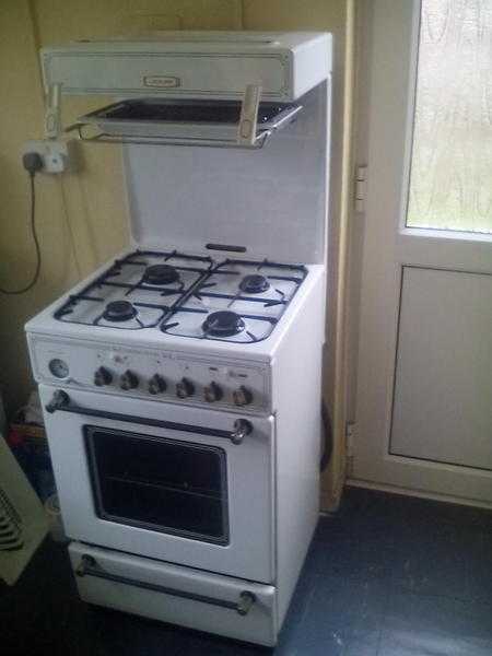 75 KENSINGTON EL LEISURE GAS COOKER WITH OVEN AND GRILL AND CONNECTING PIPE FULLY WORKING