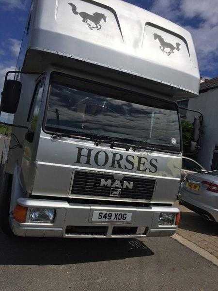 7.5ton man horsebox with living