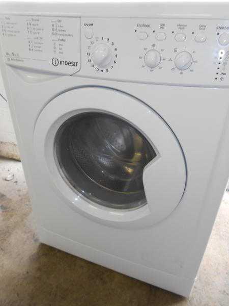 8 momth old 6kg indesit washer dryer .in mint condition.delivery possible