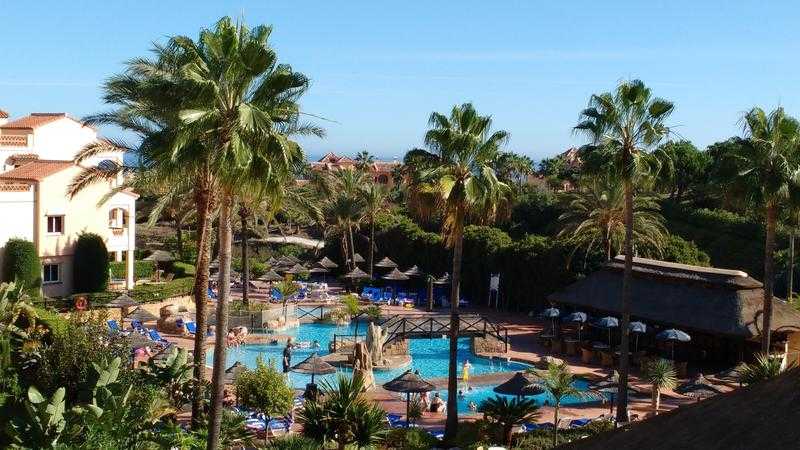 8 x 1-week holidays in Spain