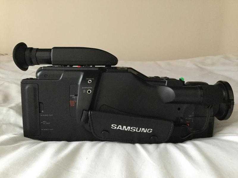 8mm Video Camera Recorder