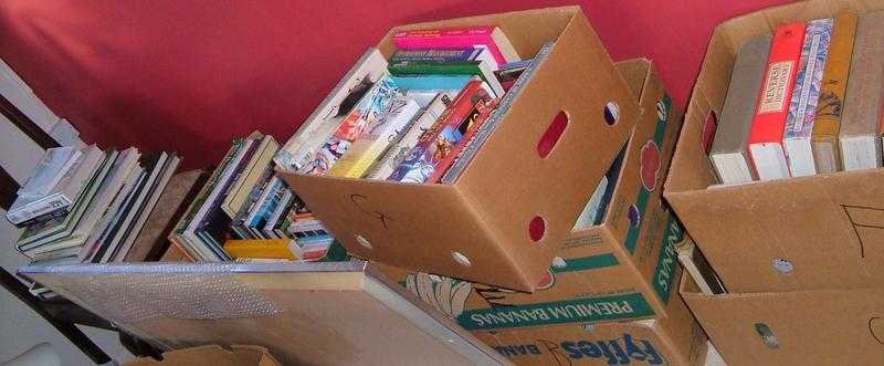 900 books, job lot, available in smaller lots