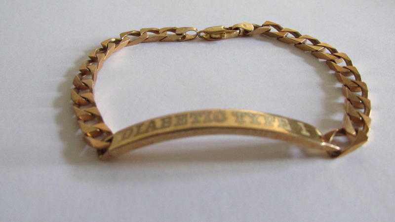 9ct gold medical alert bracelet