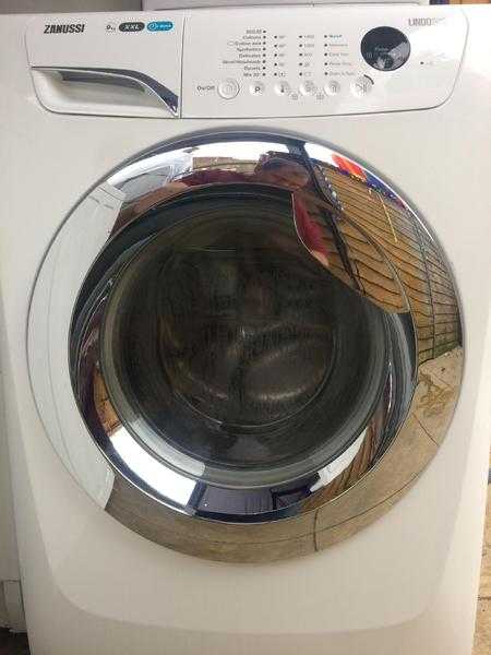 9KG zanussi A class washing machine only 1 year old only