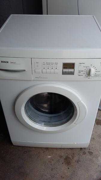 A class bosch 7kg washing machine with lcd display