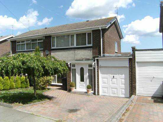 A lovely three bedroom semi-attached house to let