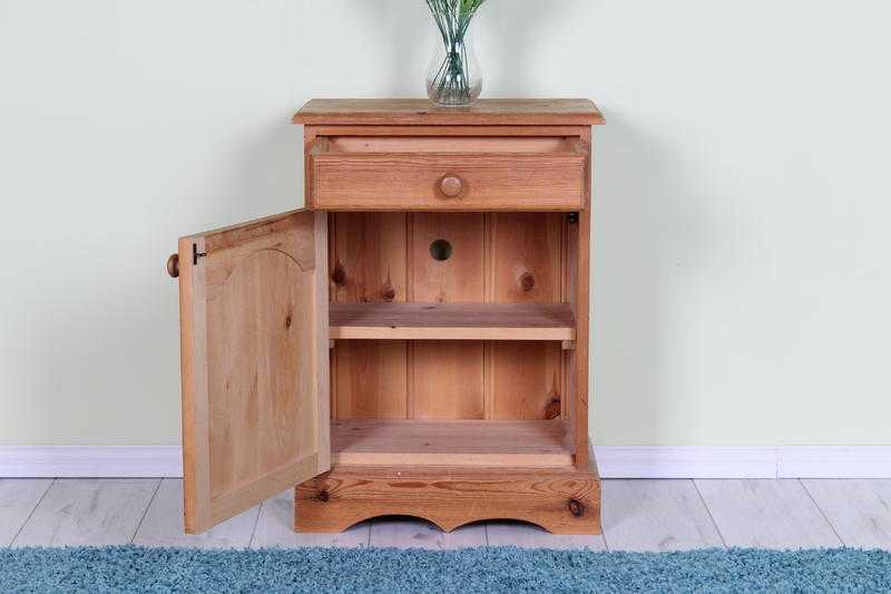 A SELECTION OF SOLID PINE BEDSIDE TABLES, VARIOUS SIZES  FROM 25 - 45