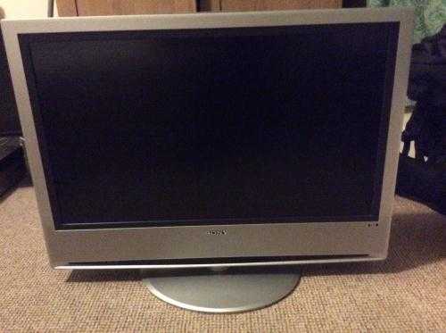 A used Sony Bravia 32 KDL-S32A12U Flat LCD Digital TV