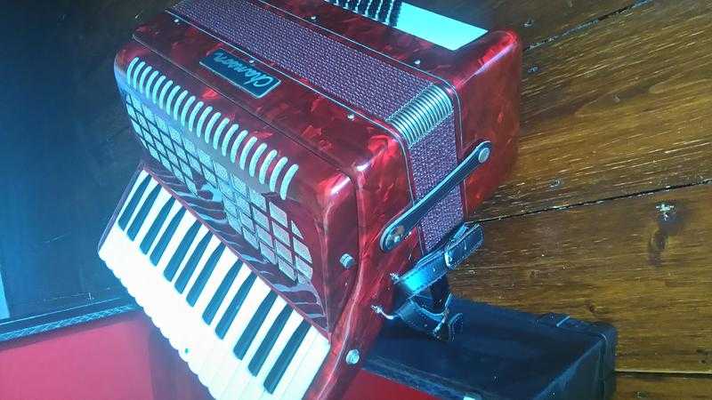 Accordion chanoon red