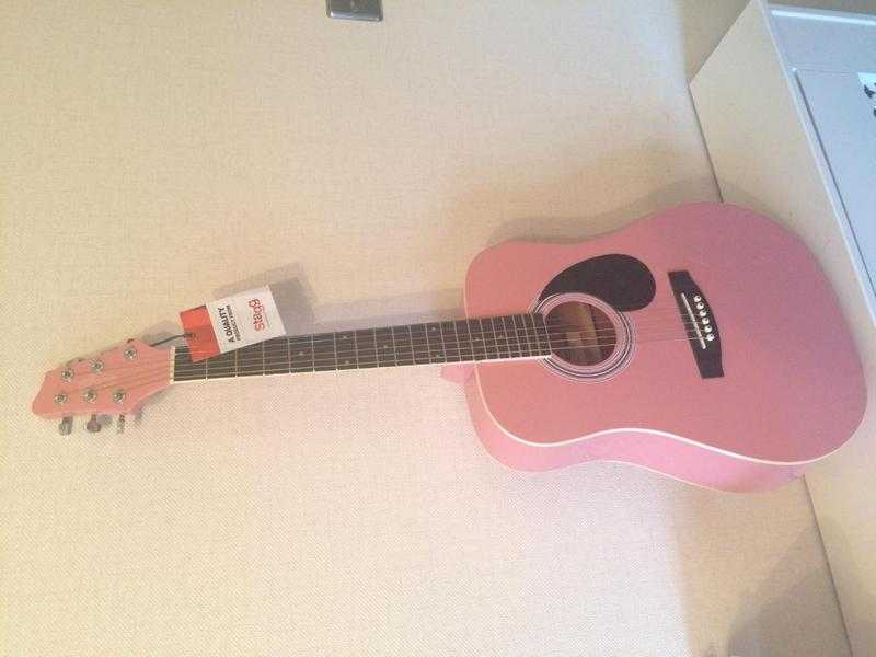 Accoustic Guitar.