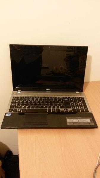 Acer Aspire V3-571 15.6quot Laptop. i5, 750gb, 8gb RAM, USB3, Windows 10. Great condition.