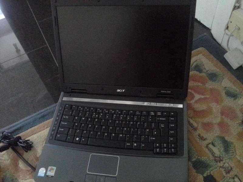 Acer Extensa 5220 Laptop