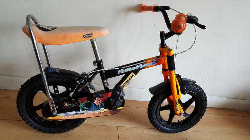 Action Man Childrens bike. (Suit 3 yrs to 5 yrs).