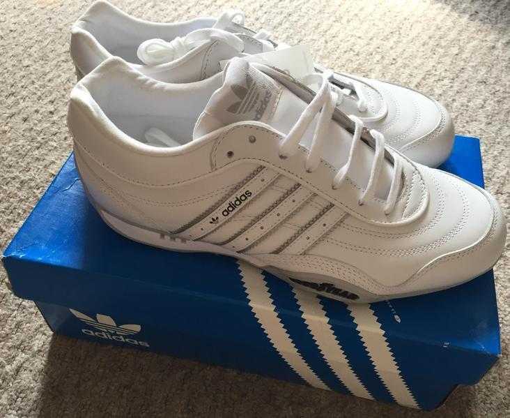 Adidas Originals - White Chicane Trainers - UK 5 - Brand New