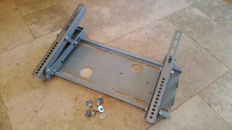 Adjustable TV Wall Bracket