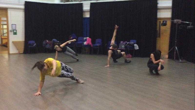 Adult beginners improvers street dance and commercial pop dance courses in Clapham South SW1