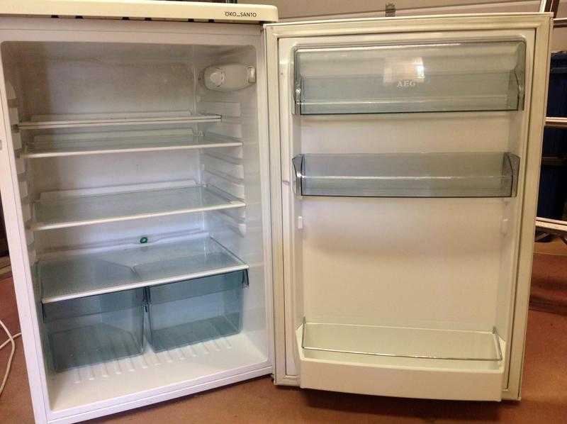 AEG Larder Fridge